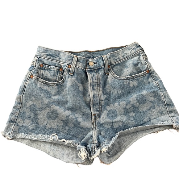 Levi 501 Denim Shorts - Picture 1 of 4